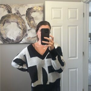 Forever 21 Black & White Sweater